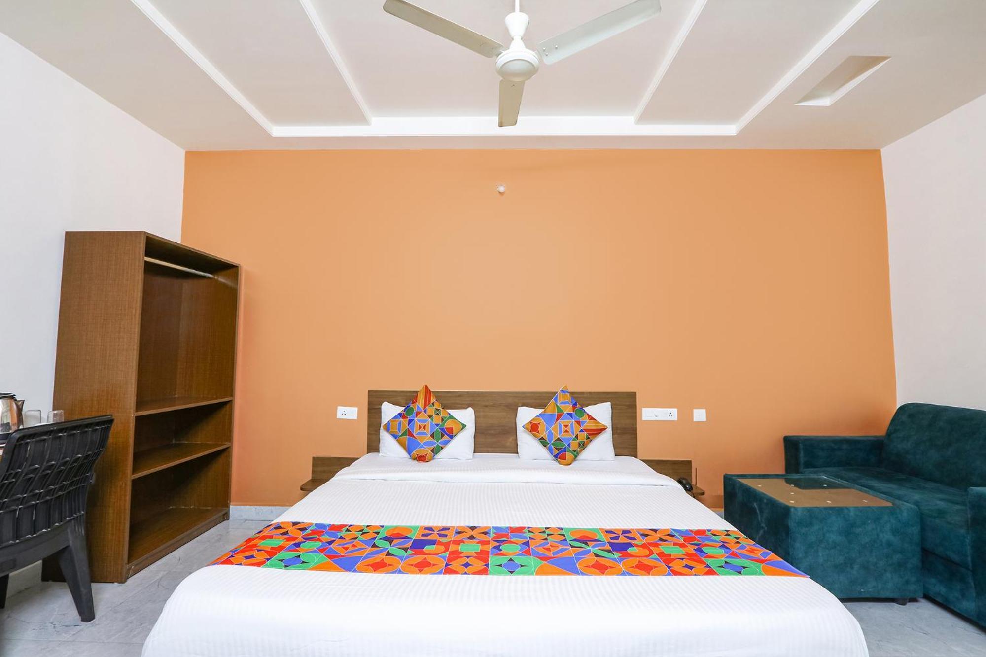 Fabhotel Golden Hitech - Nr Hitech City Hyderabad Ngoại thất bức ảnh