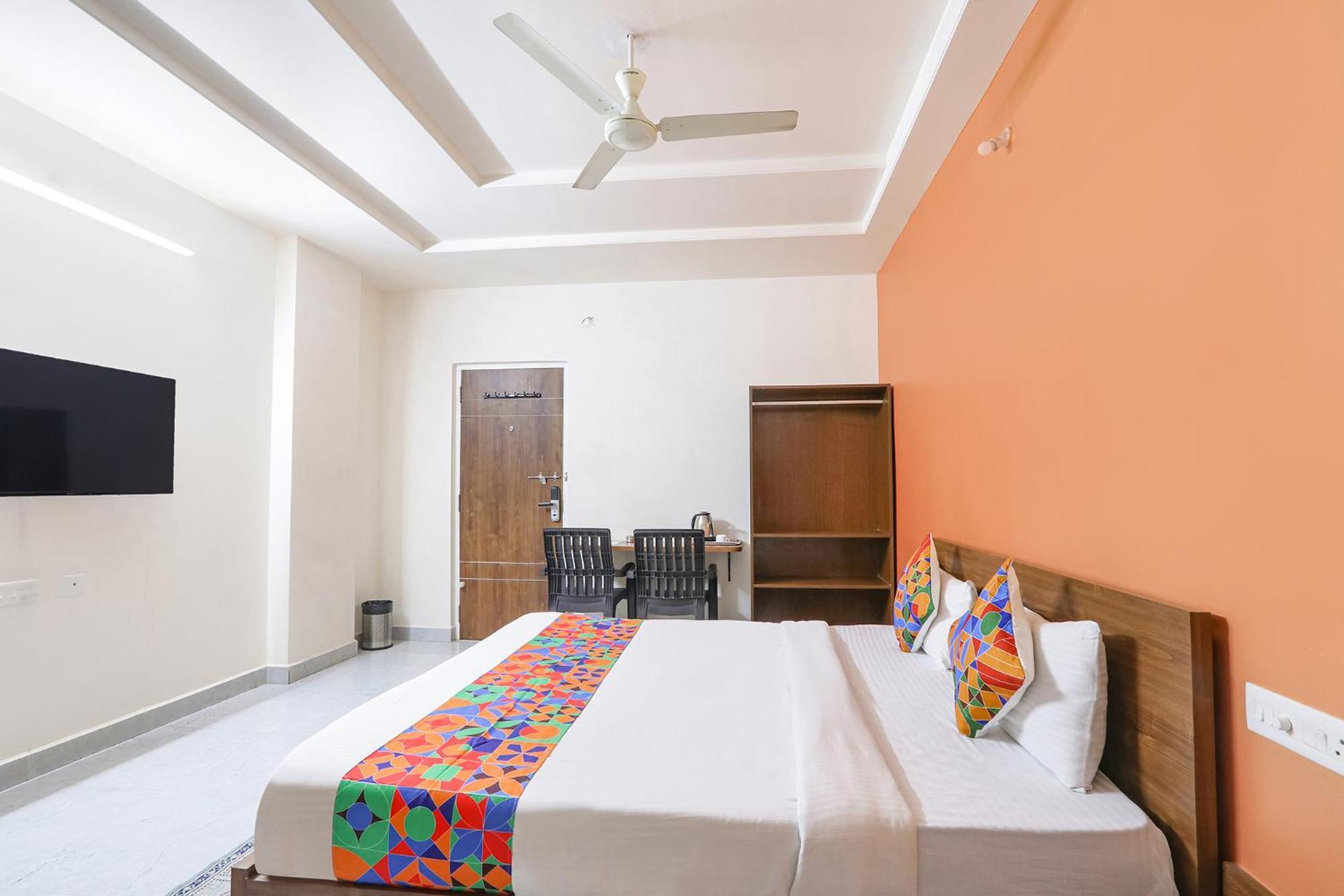 Fabhotel Golden Hitech - Nr Hitech City Hyderabad Ngoại thất bức ảnh