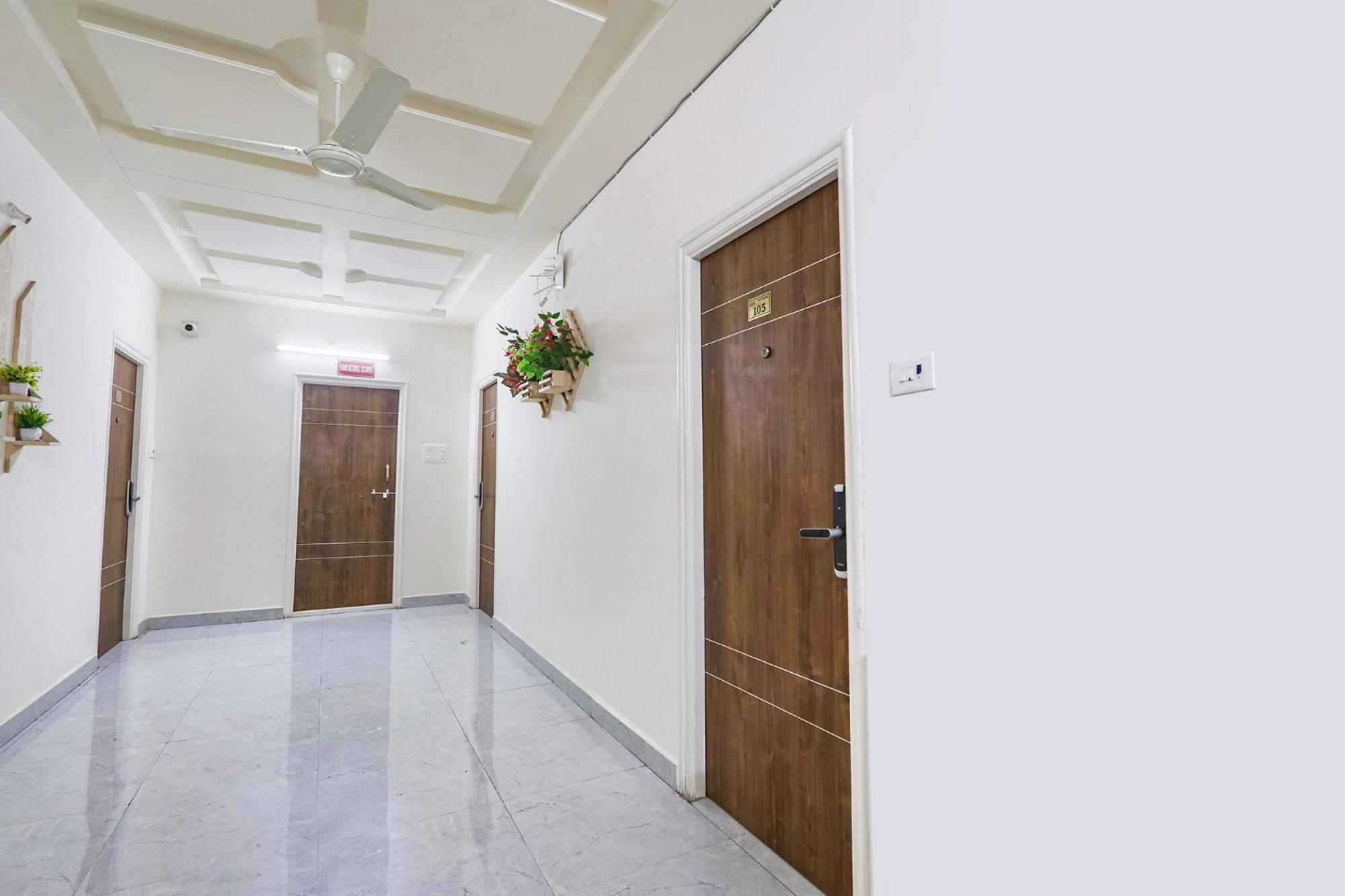 Fabhotel Golden Hitech - Nr Hitech City Hyderabad Ngoại thất bức ảnh