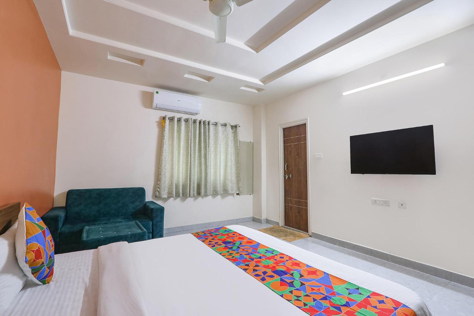Fabhotel Golden Hitech - Nr Hitech City Hyderabad Ngoại thất bức ảnh